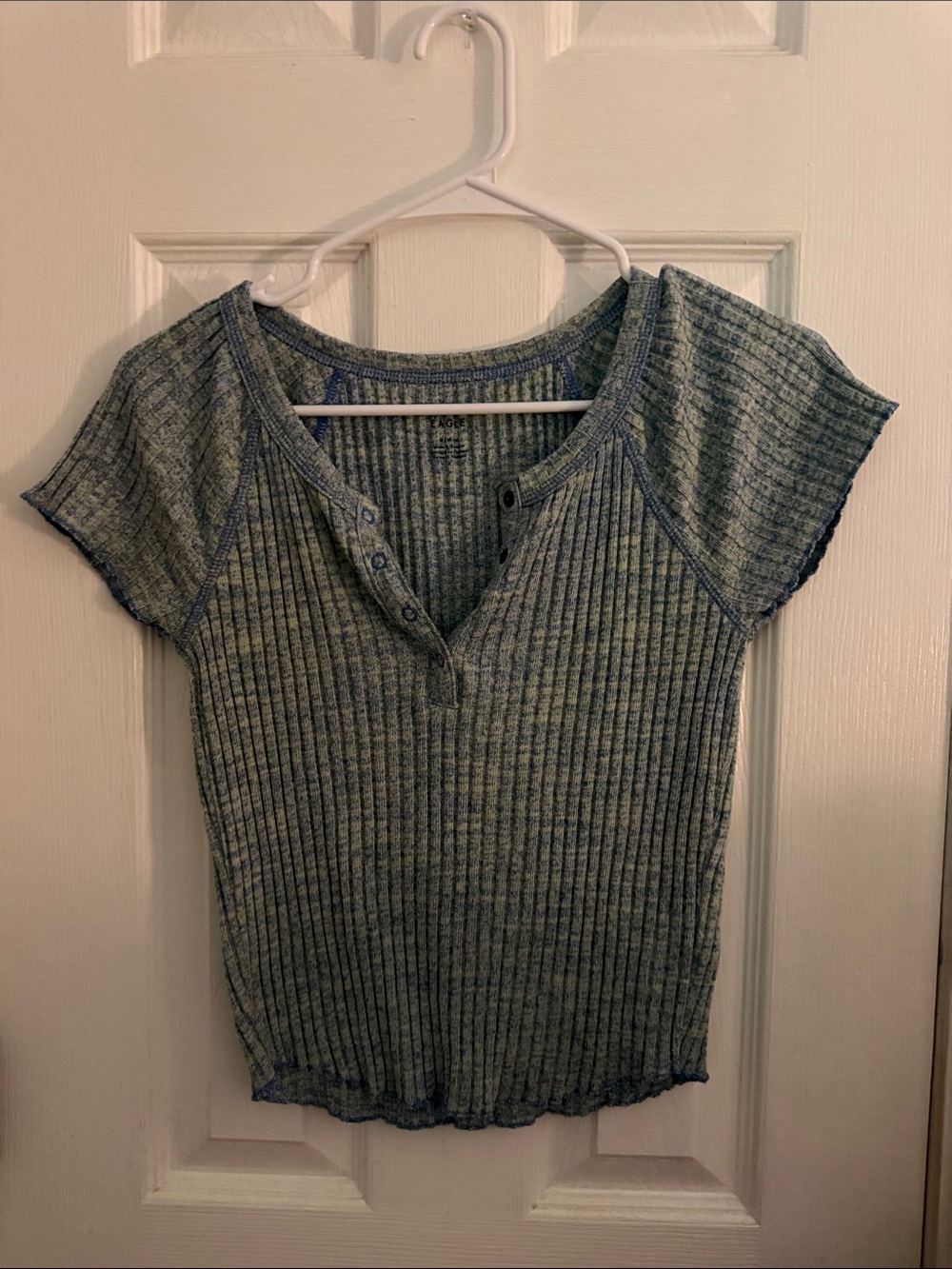 American Eagle Outfitters Heathered Blue Ribbed Henley Tee